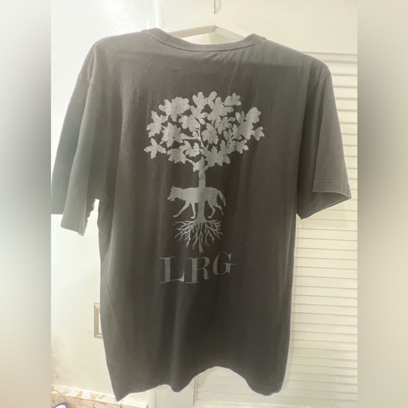 LRG Size Medium Men Skate Shirt - Picture 4 of 5